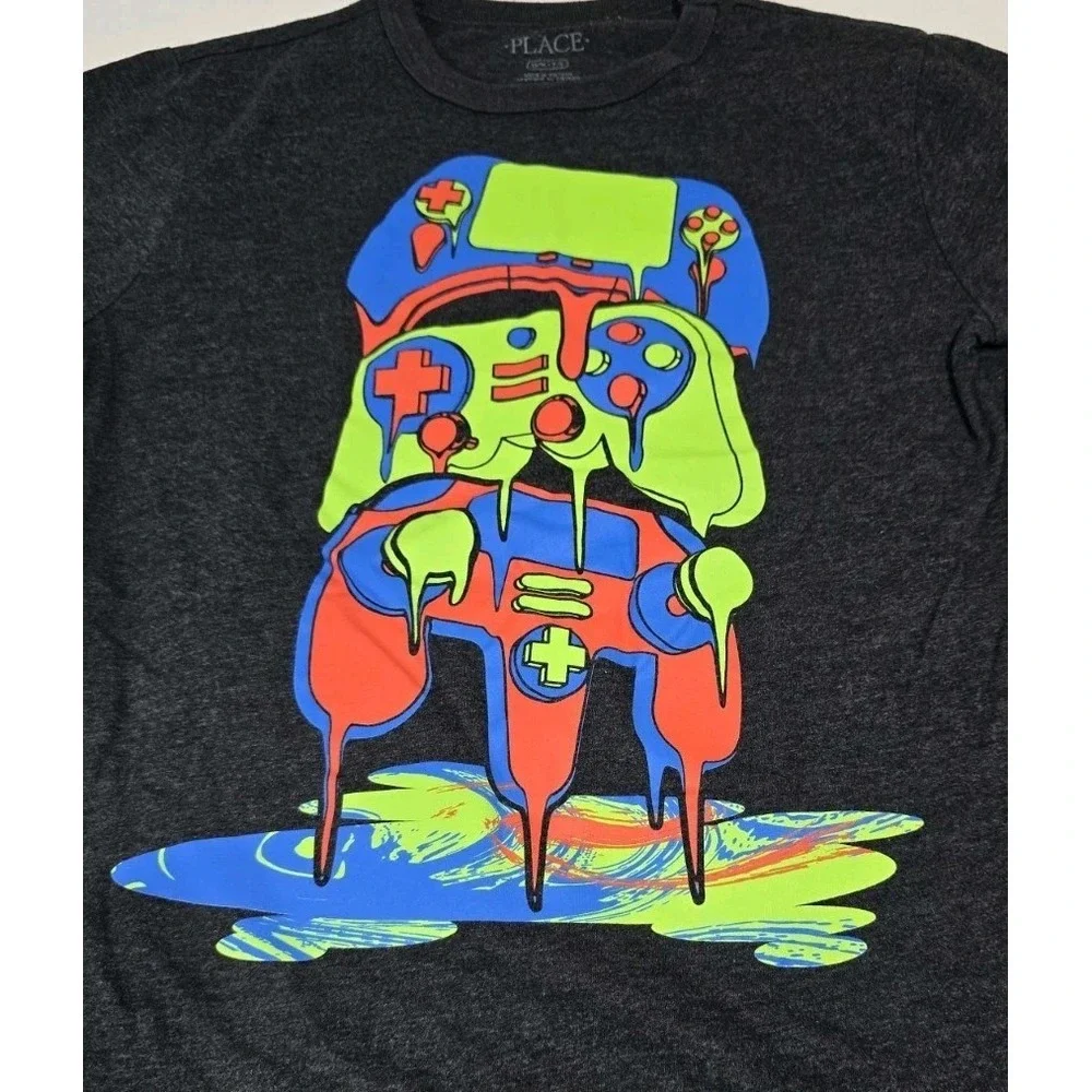 Children's Place Boy's Medium (7-8) Graphic T-shirt Dark‎ Gray Short-Sleeve